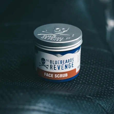 Peeling Bluebeards Revenge Face Scrub oczyszczający do twarzy z imbirem dla mężczyzn 150ml Peelingi do twarzy Bluebeards 5060297002472